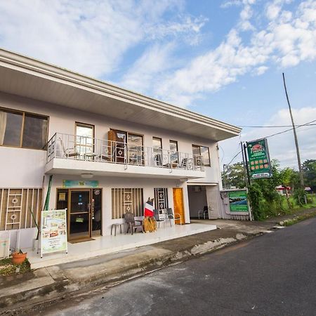 Tuanis Aparthotel Jacó Esterno foto